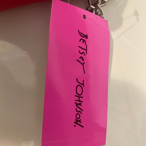 Betsey Johnson hot pink crossbody bag - Picture 5 of 8